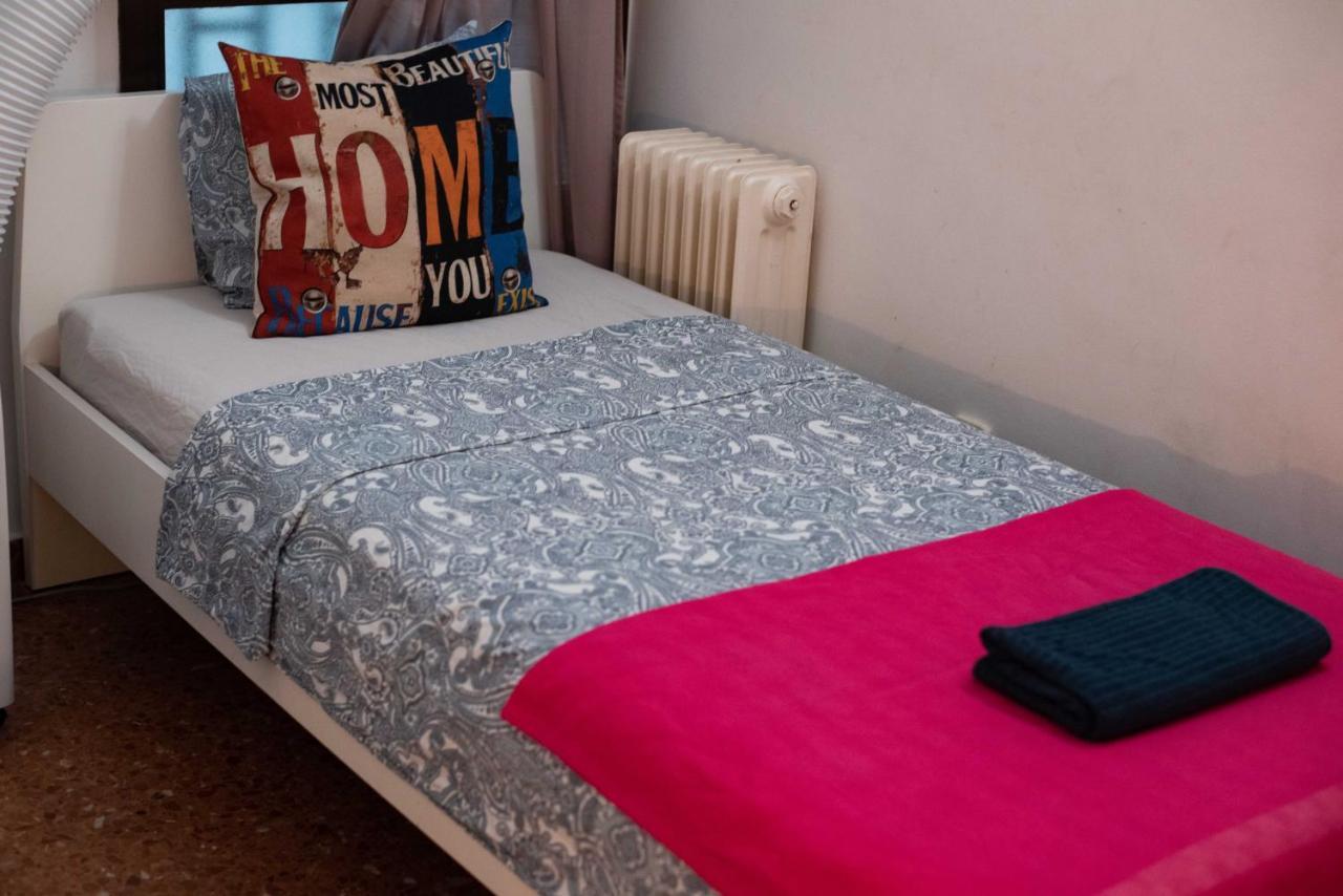 Eixample Private Rooms Барселона Экстерьер фото