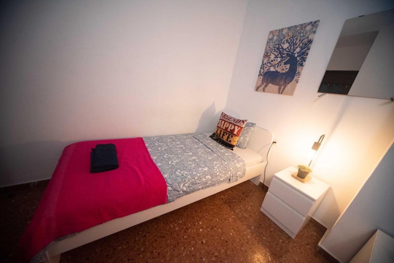 Eixample Private Rooms Барселона Экстерьер фото